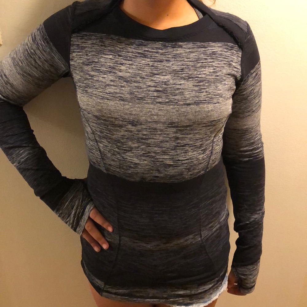 Lululemon long sleeve top
